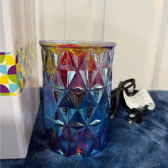 Scentsy Prismatic warmer - Iridescent Multicolor - Picture 2 of 2